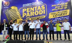 pentas parodi pwi
