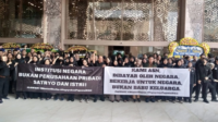 Aksi Damai Pegawai Kemendikti Saintek