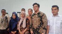 konferensi pers mitra dapur MBG terkait belum dibayarnya tunggakan yayasan MBG