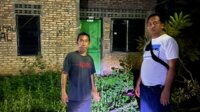 polisi laksanakan patroli di teluk karang