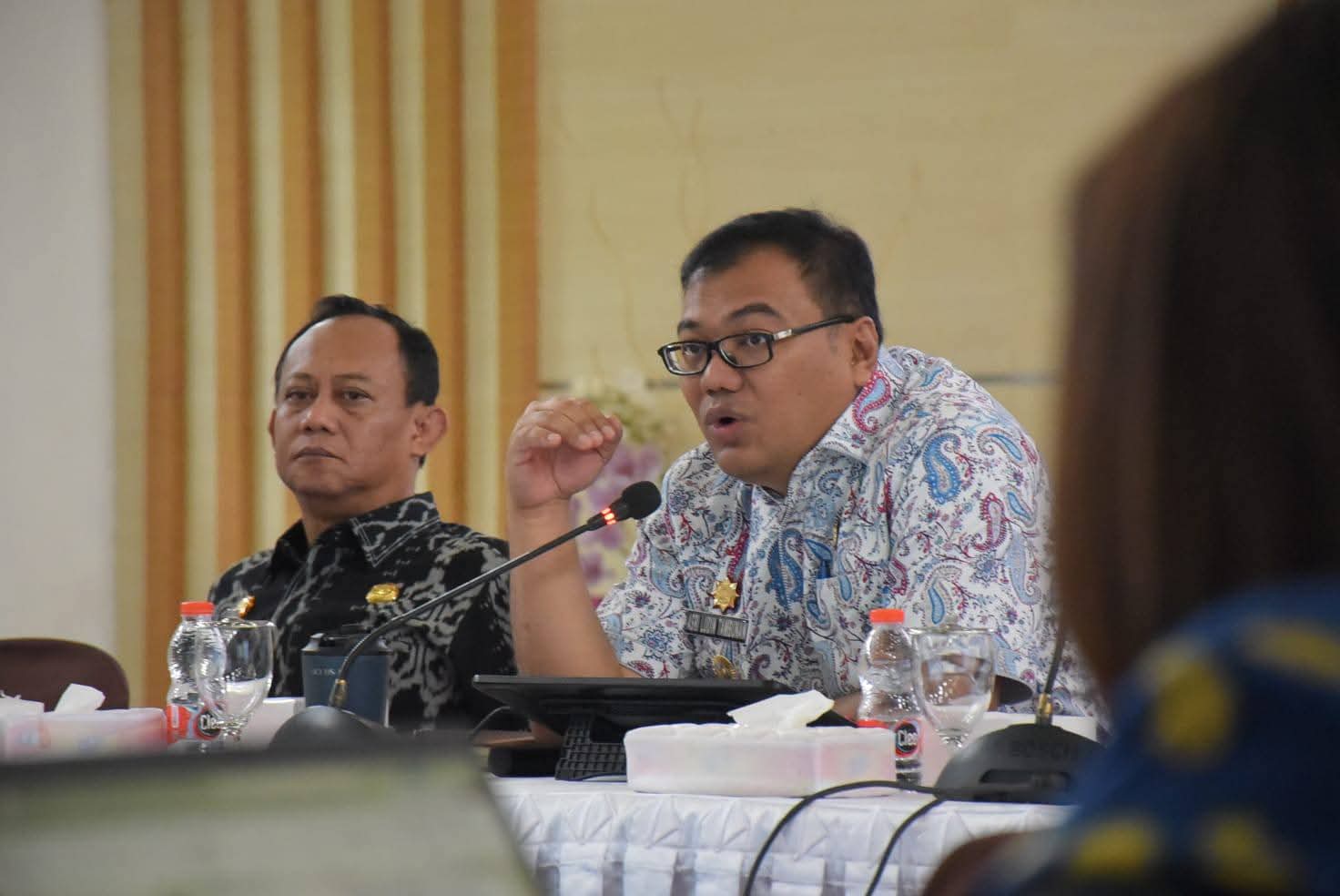(Foto Diskominfostan Deli Serdang) Pemerintah Kabupaten Deli Serdang mencatat kinerja positif pada Pendapatan Asli Daerah (PAD) dari sektor pajak di Triwulan I 2026. Hingga 31 Maret 2026, realisasi pajak daerah mencapai sekitar Rp227,29 miliar atau 20,13 persen dari target tahunan Rp1,129 triliun, dengan pertumbuhan sebesar 34,7 persen dibandingkan periode yang sama tahun 2025.